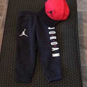 Price ⬇️ drop Jordan sweat pants An hat